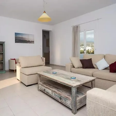 Apartman Adorable 3 Bedroom Maisonette In Pounta